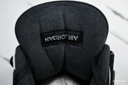 Hyperoad THUNDER' RETRO JORDAN 'WHITE AIR 4 1216